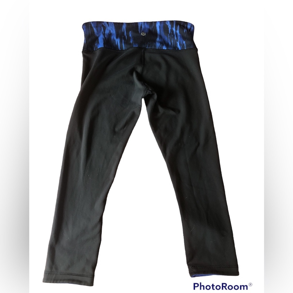 Women’s Size 6 Lululemon Capri Leggings